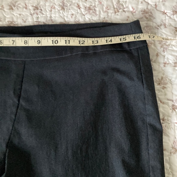 JM Collection Capris with Rhinestones at calf Size M - Picture 5 of 10